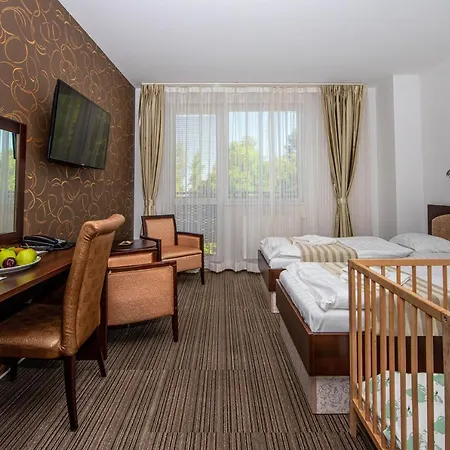 Hotel Sun Senec Exterior photo