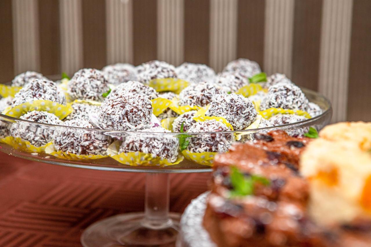Sun Hotel Senec