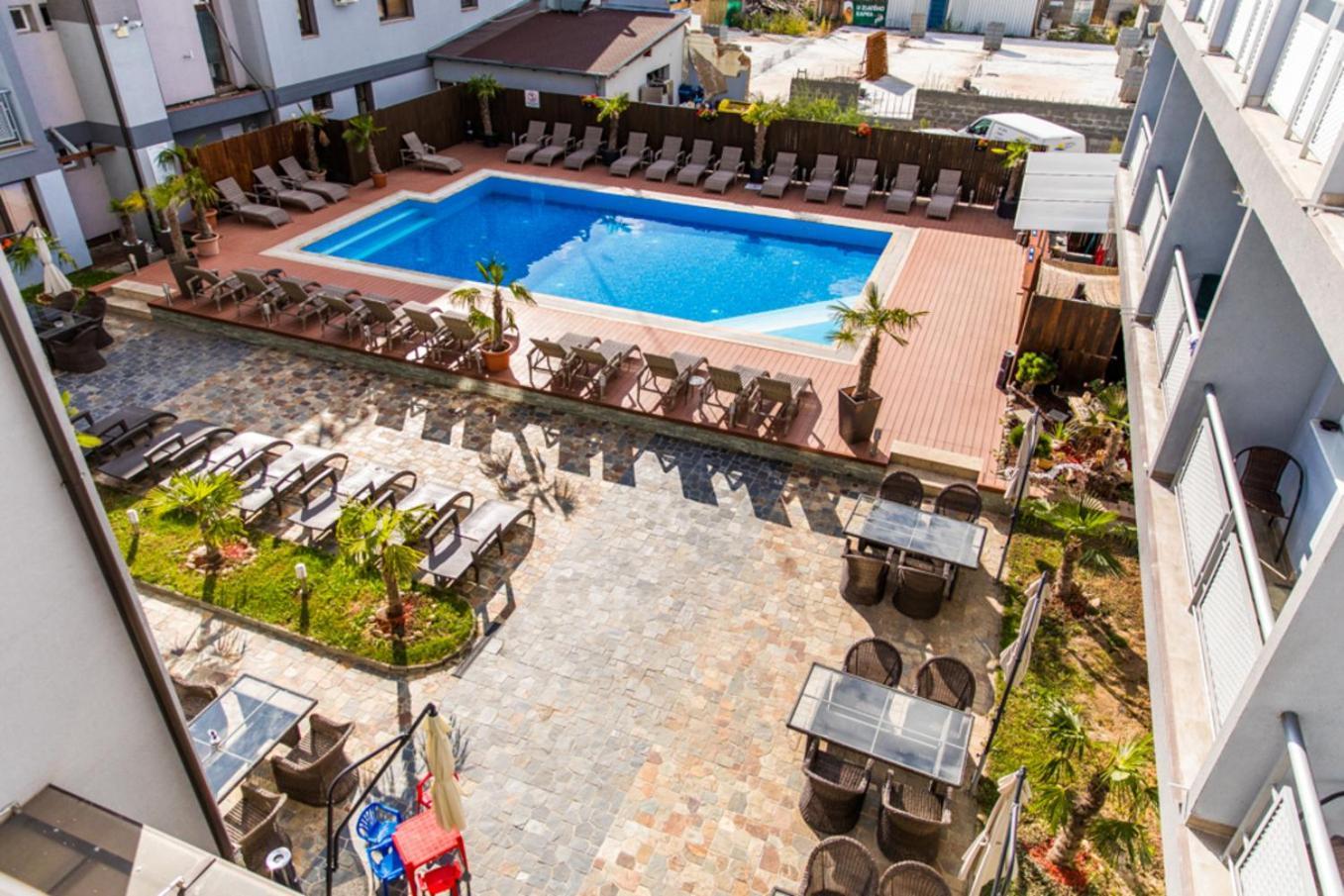 Sun Hotel Senec