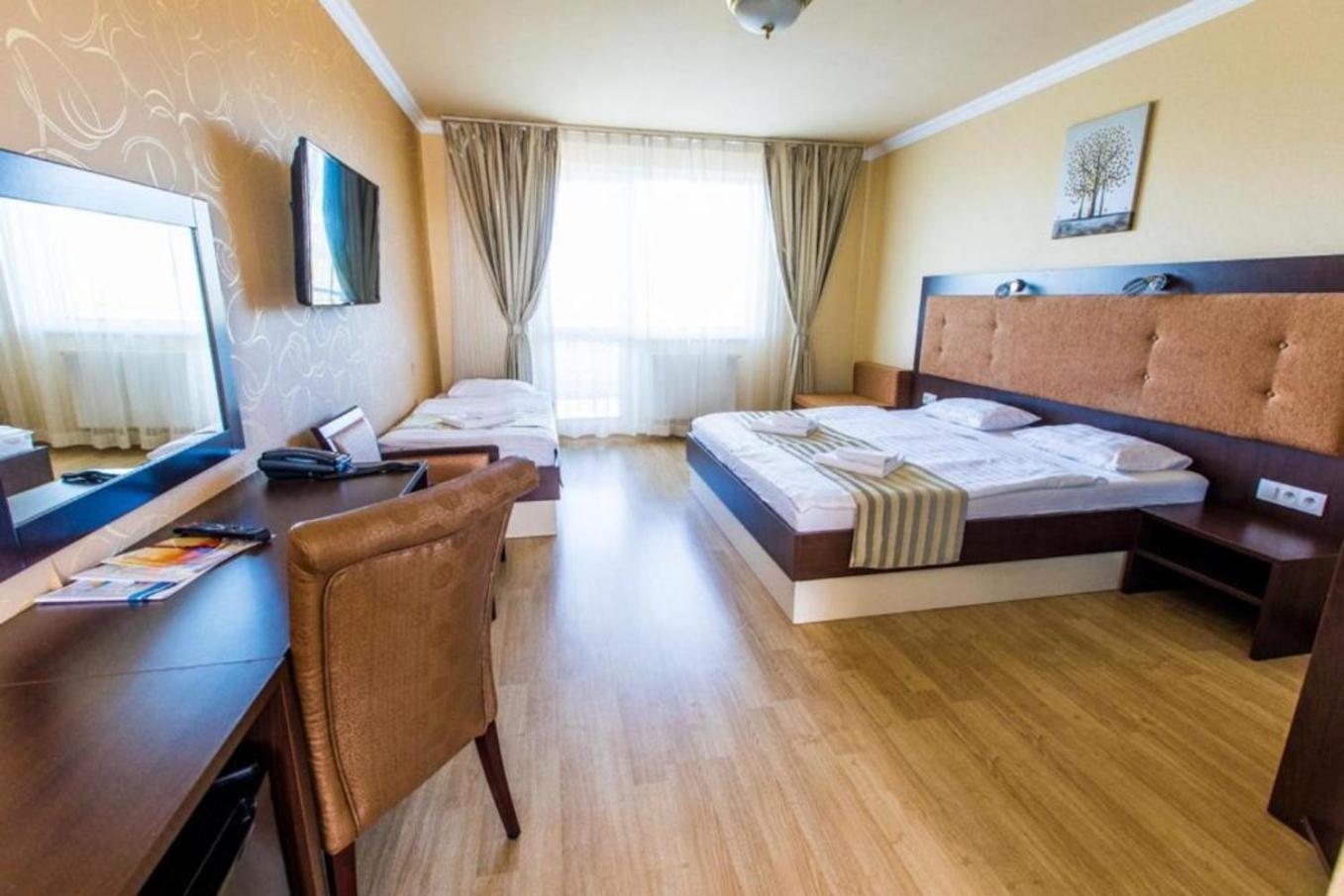 Sun Hotel Senec