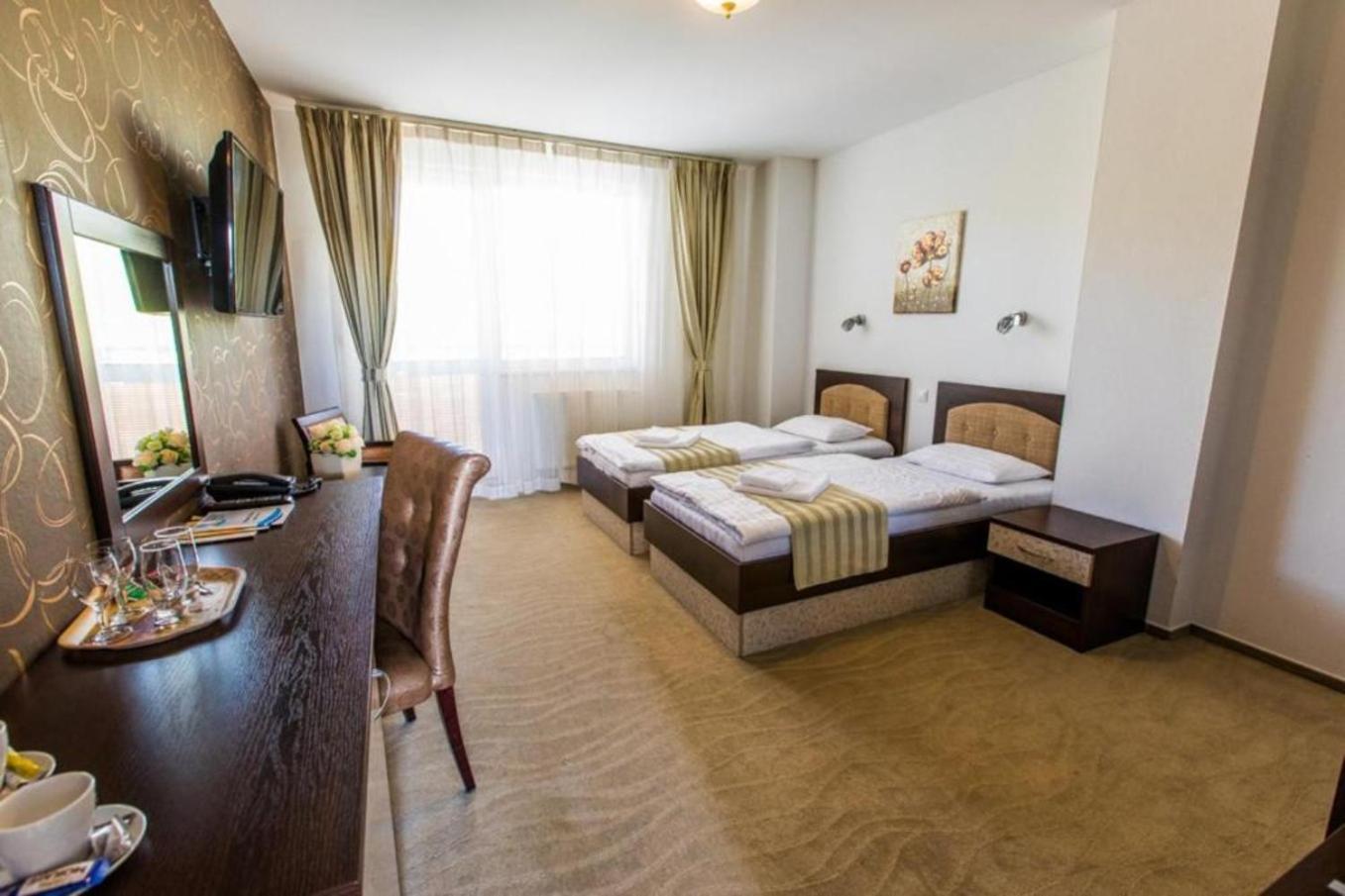 Sun Hotel Senec