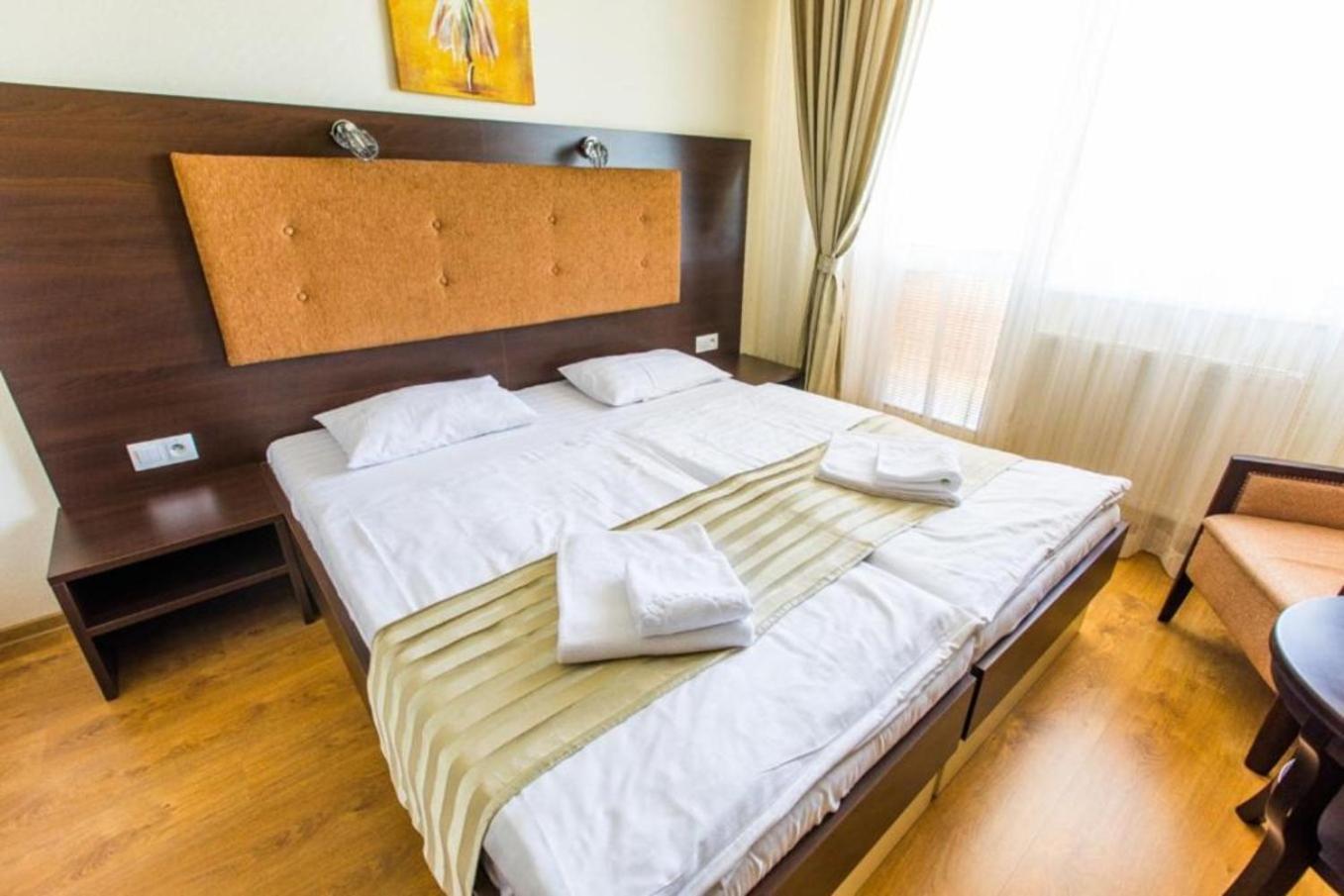 Sun Hotel Senec